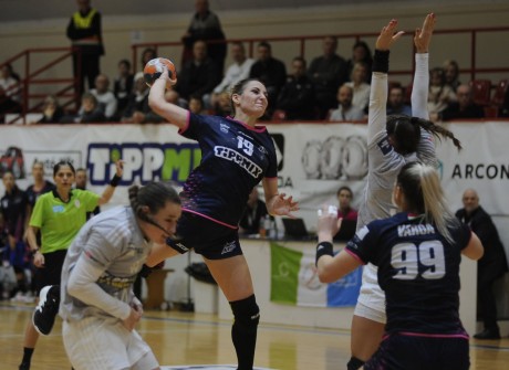 Hétvégén három mérkőzésen lépnek pályára az élvonalbeli fehérvári csapatok